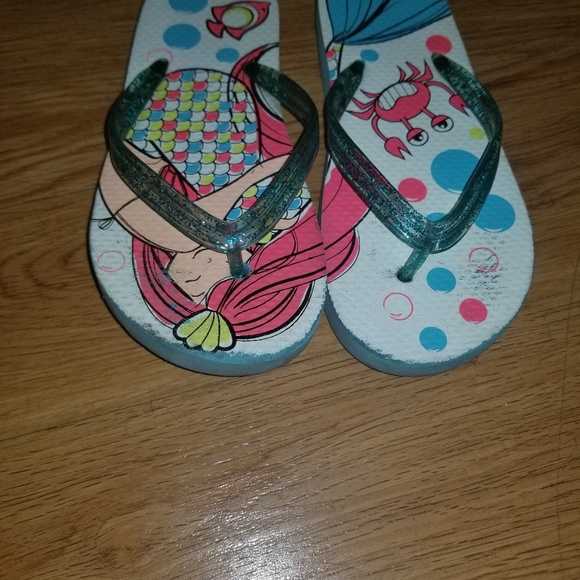 Flip Flops - Picture 4 of 6